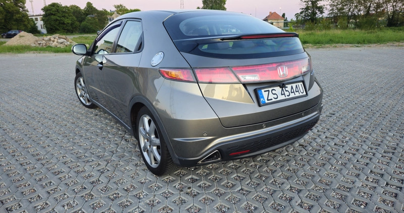 Honda Civic cena 23500 przebieg: 216336, rok produkcji 2008 z Szczecin małe 191